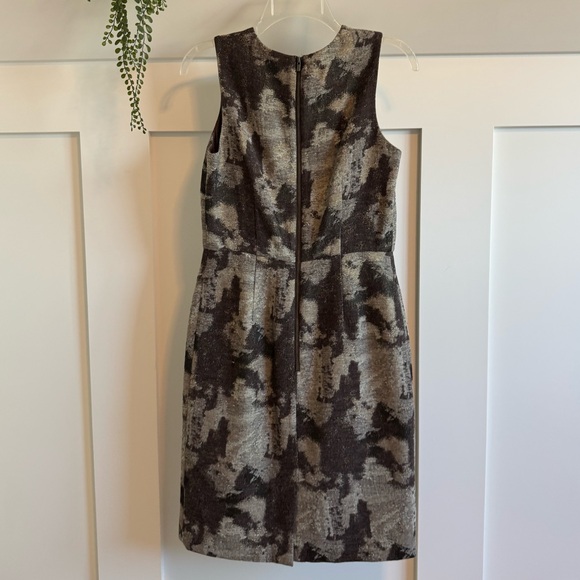 Banana Republic Wool Blend Metallic Pencil Sheath Work Dress (size 4) - Picture 4 of 11